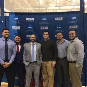 Meet your Posher, Robert